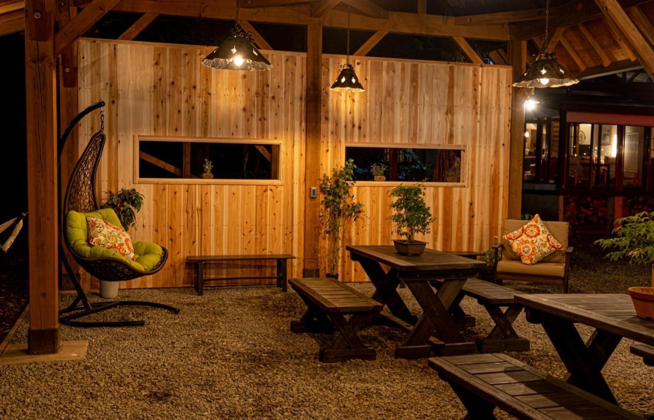 Kizuna Lodge & Bbq Centre Hakuba Kültér fotó
